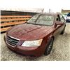 Image 2 : 7 -- 2010 HYUNDAI SONATA, BURGUNDY, 177134 KMS, FRONT WHEEL DRIVE
