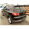 Image 21 : 122 -- 2011 VOLKSWAGEN TIGUAN, BLACK, 187607 KMS, ALL WHEEL DRIVE