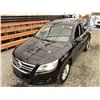 Image 4 : 122 -- 2011 VOLKSWAGEN TIGUAN, BLACK, 187607 KMS, ALL WHEEL DRIVE