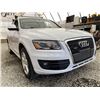 Image 8 : 102 -- 2012 AUDI Q5, WHITE, 174819 KMS, ALL WHEEL DRIVE