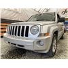 Image 2 : 109 -- 2007 JEEP PATRIOT, SILVER, 141030 KMS, FRONT WHEEL DRIVE