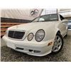 Image 1 : 15 -- 2002 MERCEDES CLK 32, WHITE, 110568 KMS, REAR WHEEL DRIVE