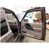 Image 37 : 154 -- 1999 MAZDA B4000, GREY, 318677 KMS, 4X4