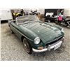 Image 9 : 0Q -- 1966 MG MGB, GREEN, 86912 KMS, "NO RESERVE"