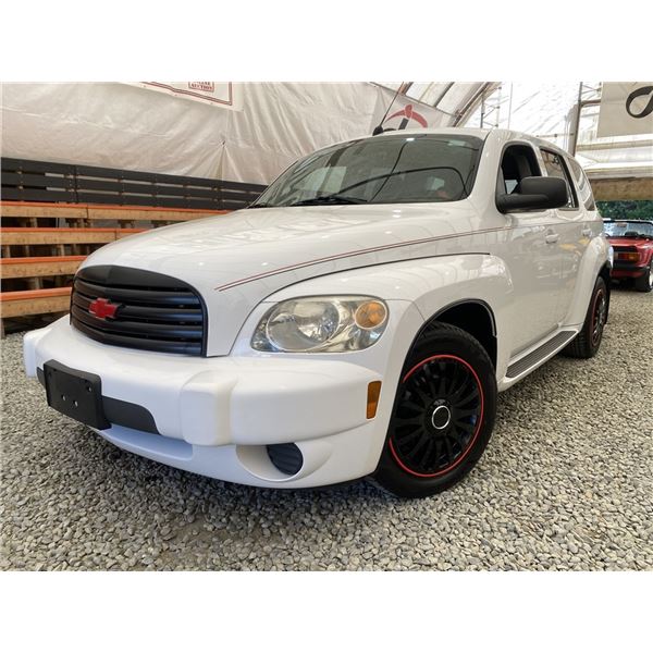 0H -- 2011 CHEVROLET HHR, WHITE, 142765 KMS, FRONT WHEEL DRIVE