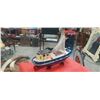 Image 2 : Vintage RC tugboat model, 21" no remote