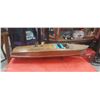 Image 2 : Vintage wooden speedboat model 31"