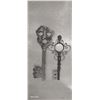Image 2 : 2 ornate metal decorative keys 23" & 17"