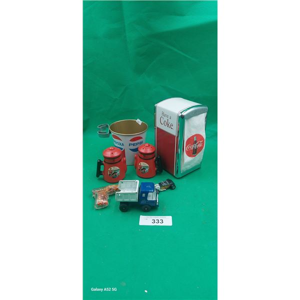 Coca-Cola collectibles inc diner napkin stand, S&P shakers etc