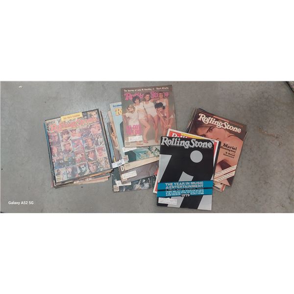 19 piece 1982 Rolling Stone magazines, Go, Go John