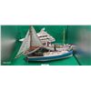 Image 1 : Lot of 4 vintage model boats, yacht, sailboat, etc