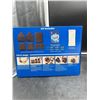 Image 2 : Oreo Build Your Own Cookie Kit House, Net Wt. 14.5 Oz (414 g)