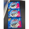 Image 1 : Oreo Double Stuf Family Size Chocolate Sandwich Cookies – 3 Packs x 530g