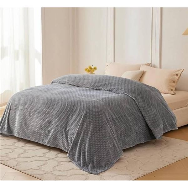 Coova  Cozy Soft Queen Fleece Blanket for Couch – 3D Jacquard Comfy Blankets Lightweight Pl