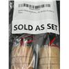 Image 2 : Bamboo Whisk and Wok Brushes Set with Wooden Handles