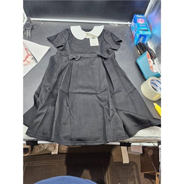 Girls Black Dress with Detachable Collar  Size 7-8 Years