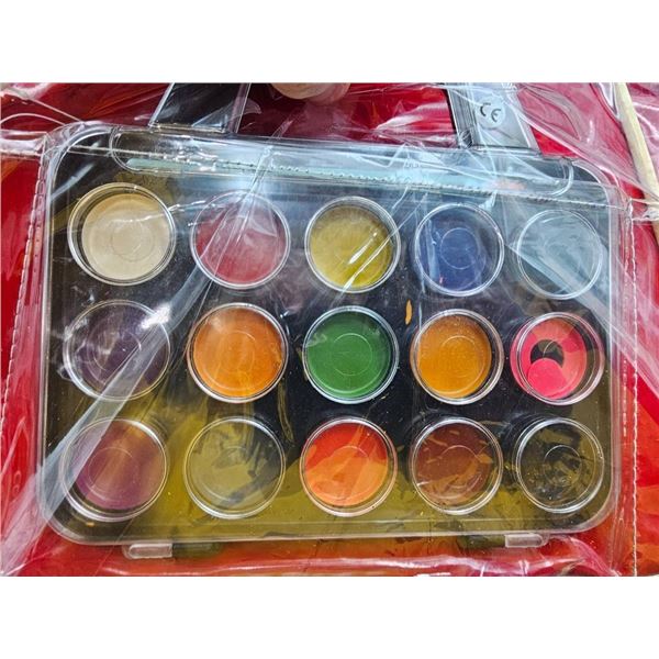 Minene Child Art Apron with Paint Set