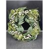 Image 1 : Spring Wreath Decoration X0042FYR9F with Greenery and White Accents