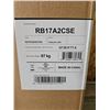 Image 3 : Hisense RB17A2CSE Stainless Steel Refrigerator, 33 x 28.6 x 71.6 Inches