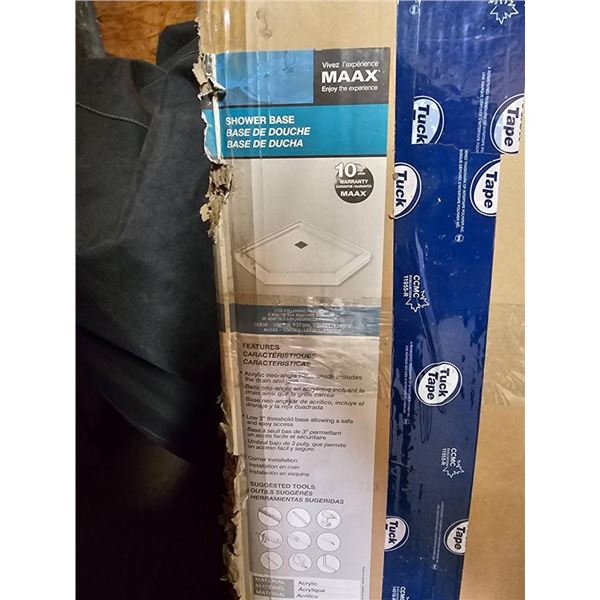 Maax Shower Base with 10-Year Limited Guarantee