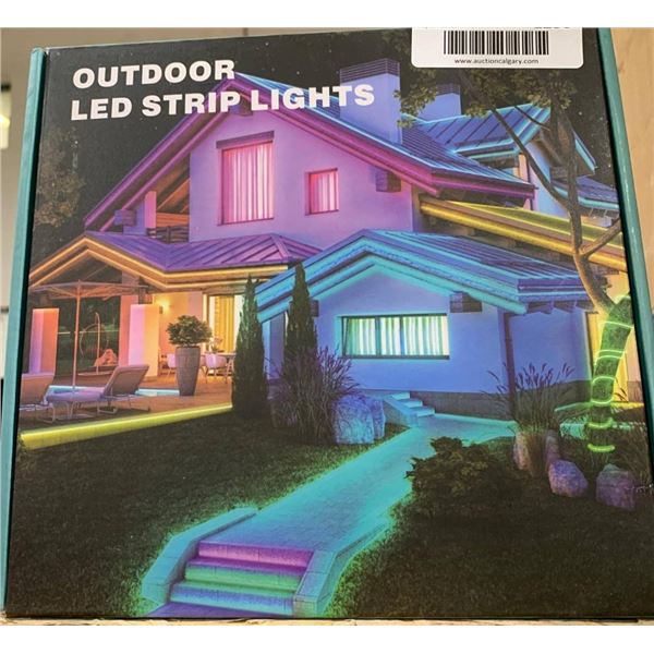 Outdoor LED Strip Lights With Multicolor Display