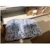 Image 2 : Blue and White Rectangular Plush Dog Bed  41″ x 27″ x 4″