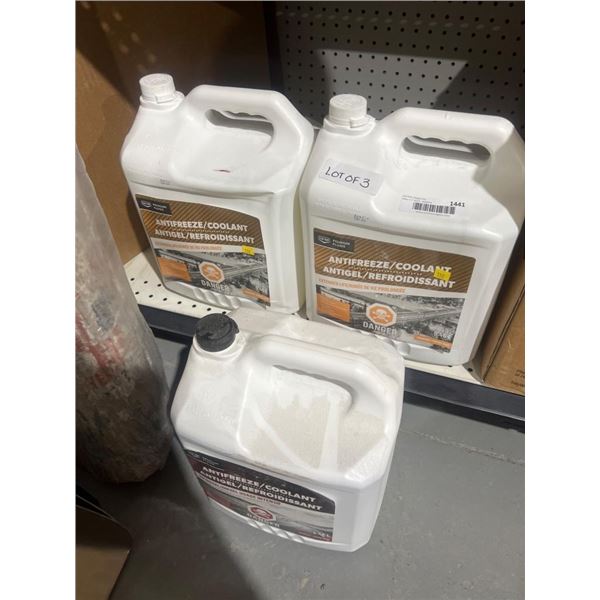 Co-op Premium Fluids Antifreeze/Coolant 9.46L – Lot of 3