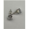 Image 4 : Ladies 1.0 Carat TW Princess Cut Solitaire stud Earring Set