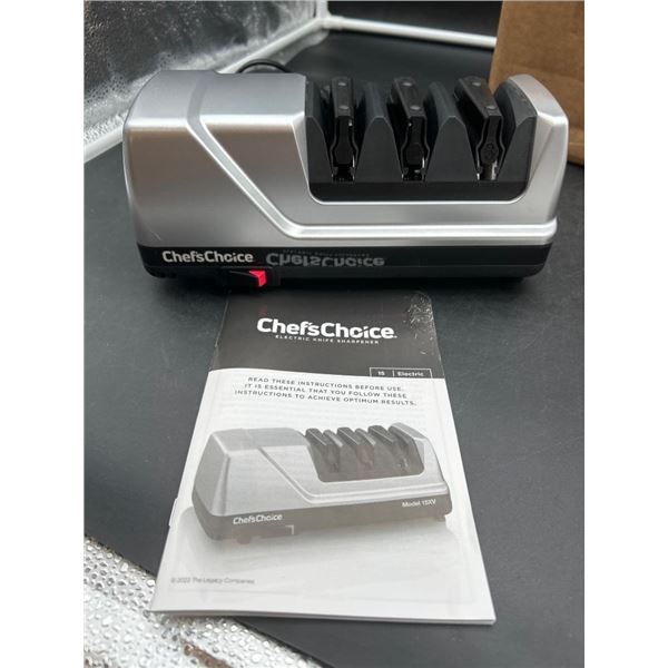 ChefsChoice Model 15XV Electric Knife Sharpener with Three-Stage System