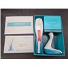 Image 4 : HairMax LaserComb Prima 9 Model With Power Cord and Accessories