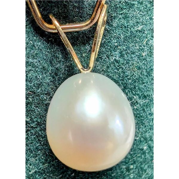 $140 14K  Pearl Pendant
