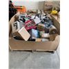 Image 1 : Mixed Pallet of Miscellaneous Household and Consumer Items