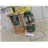 Image 1 : Coleman Sport Lite Model 321B Lantern with Box and 