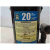 Image 7 : 20 Ton Hydraulic Bottle Jack, Motomaster 2 Ton Bottle 