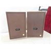 Image 2 : 2 Realistic Speakers MC1000 (Works) 11'' x 8'' x 