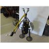 Image 2 : Yard Décor : Metal Creature Approx. 38'' x 