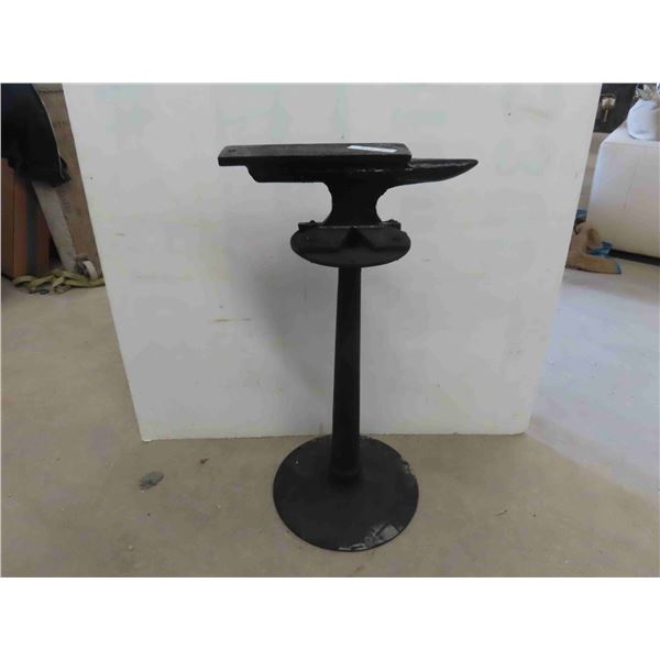 Anvil on Homemade Sturdy 29'' H Stand 