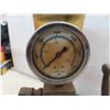 Image 2 : Bacharach Test Pump Injector Tester 