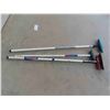 Image 3 : 3 Curling Brooms 