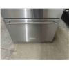 Image 17 : Kitchen Aid Model KRMF706ESS French Door Refrigerator 