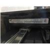Image 13 : Flex 5.9 Cubic Feet Electric Flex Duo Range Stainless