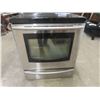 Image 7 : Flex 5.9 Cubic Feet Electric Flex Duo Range Stainless