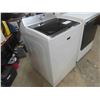 Image 8 : Maytag Bravos XL Washing Machine, Matching Dryer.