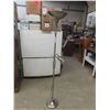 Image 1 : Modern Floor Lamp 