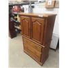 Image 2 : Oak Dresser 56" x 34" x 18"