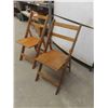 Image 3 : 2 Wood Folding Chairs