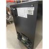 Image 4 : Danny Bar Fridge 27" x 18" x 18" 