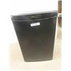 Image 1 : Danny Bar Fridge 27" x 18" x 18" 