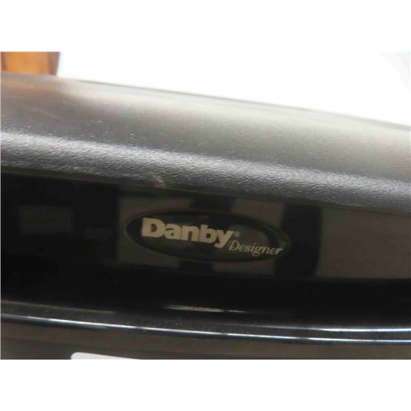 Danny Bar Fridge 27" x 18" x 18" 