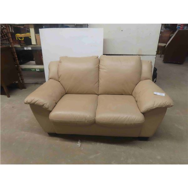 Leather/Leather Style Love Seat 64" Wide